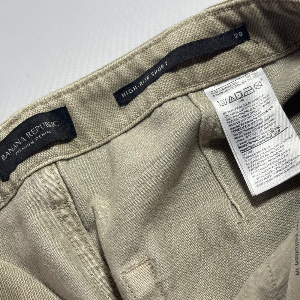 Banana Republic High Rise Belted Pleated Denim Shorts Khaki Tan Size 28 Women - Picture 3 of 7